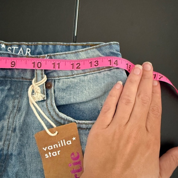 Vanilla Star Blue Distressed Jean Shorts - Picture 7 of 7